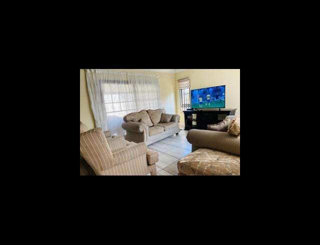3 BEDROOM HOUSE FOR SALE IN THERESA PARK